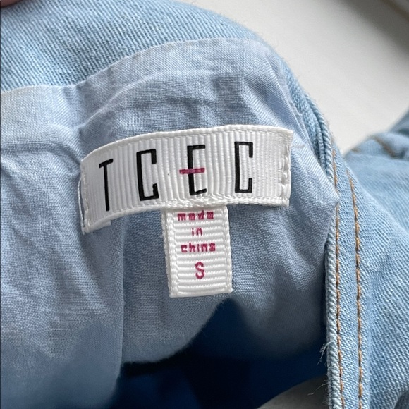 Women’s Denim Dress with Bow Accent S - Picture 4 of 4